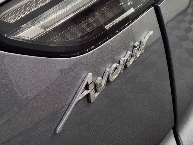 Used 2022 Buick Envision Avenir w/ Technology Package II AWD/4WD image 11