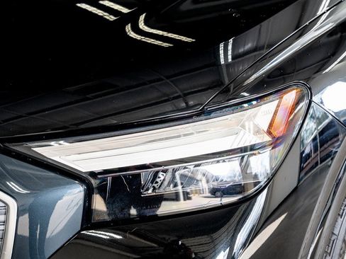 Used 2022 Audi Q4 e-tron Premium Plus image 13