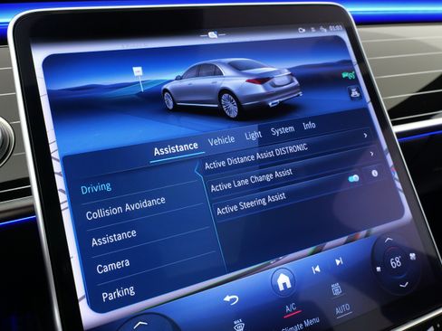 Used 2025 Mercedes-Benz S 580 S 580 4MATIC image 51