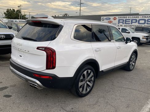 Used 2022 Kia Telluride S image 8