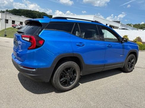 Used 2024 GMC Terrain AT4 w/ Infotainment Package II AWD/4WD image 5