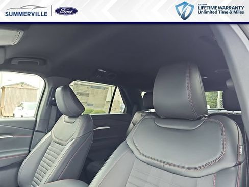 New 2026 Ford Explorer ST-Line w/ ST-Line Street Pack RWD image 18