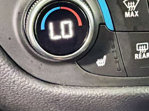 Used 2023 Chevrolet Equinox LT FWD image 20