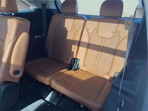 Used 2023 Kia Sorento SX Prestige image 30