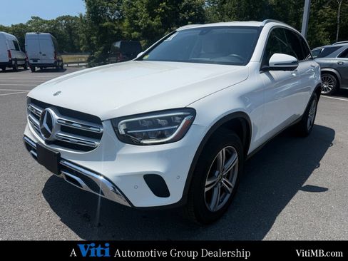 Used 2021 Mercedes-Benz GLC 300 4MATIC image 4