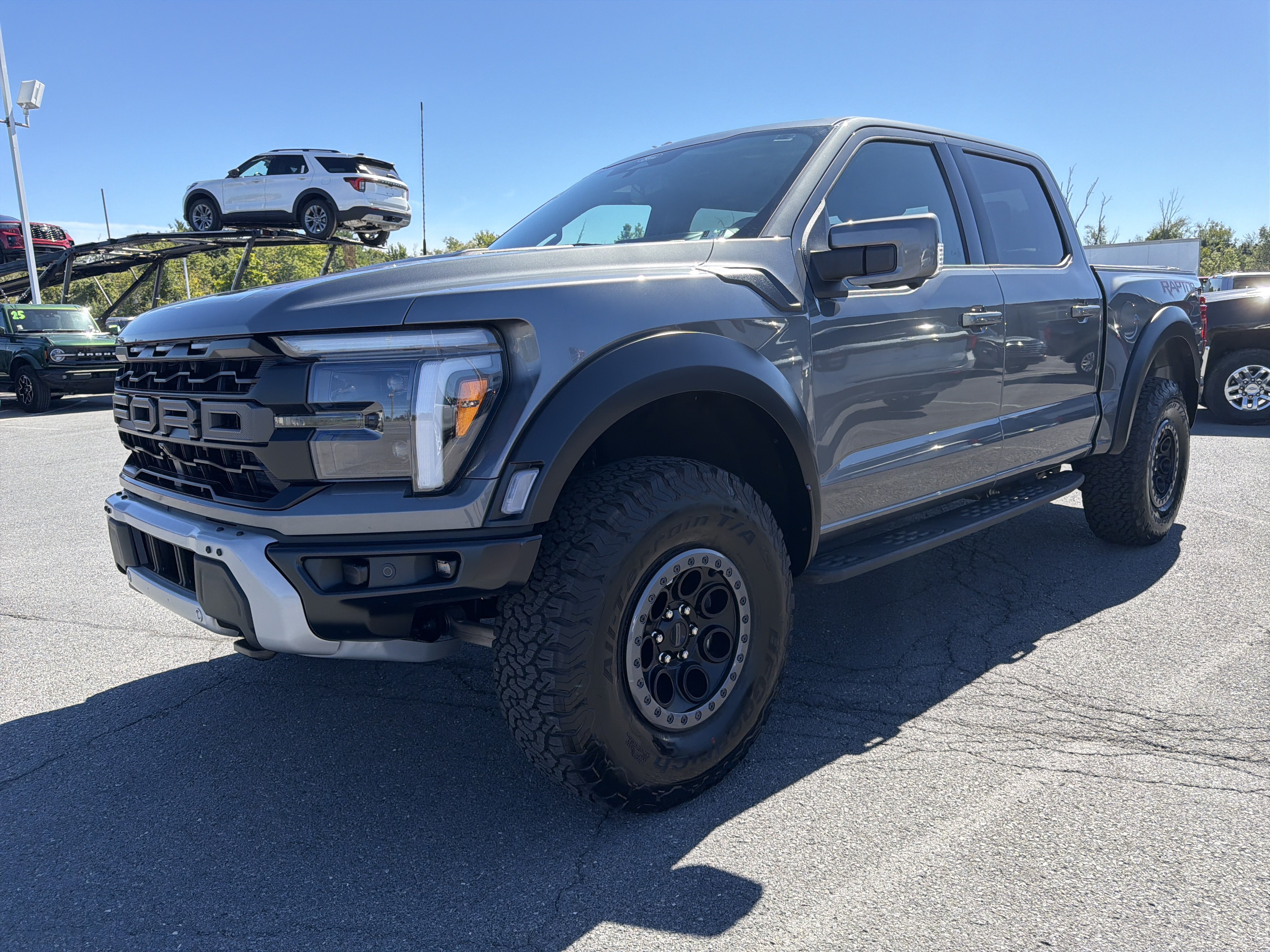 Used 2025 Ford F150 Raptor AWD/4WD image 8