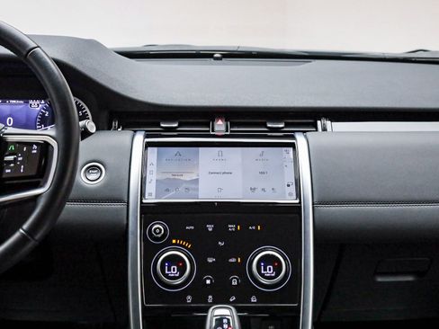 Used 2023 Land Rover Discovery Sport SE image 14