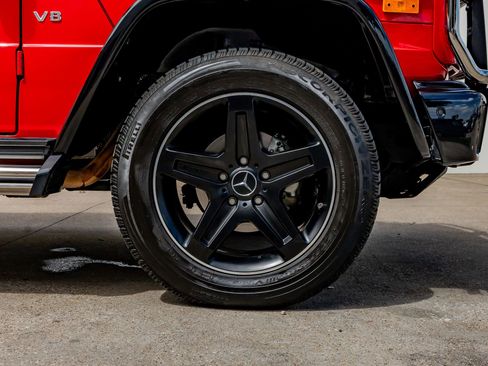 Used 2017 Mercedes-Benz G 550 image 11