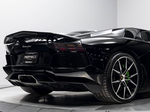 Used 2015 Lamborghini Aventador LP 700-4 AWD/4WD image 15