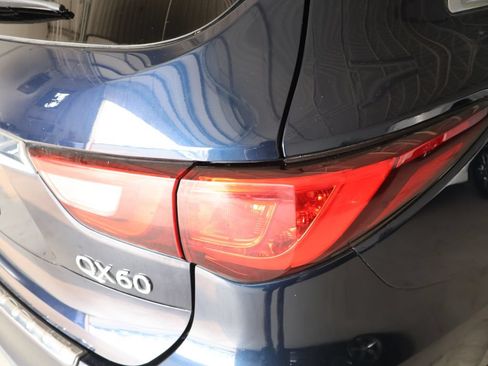 Used 2019 INFINITI QX60 Luxe w/ Essential Package AWD/4WD image 36