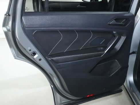 Certified 2022 Volkswagen Tiguan SE AWD/4WD image 13