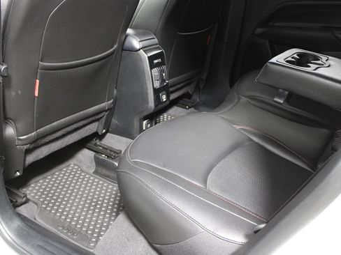 Used 2025 Jeep Compass Trailhawk AWD/4WD image 24