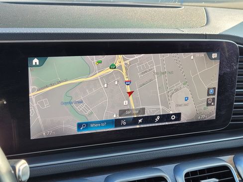 Used 2020 Mercedes-Benz GLS 450 4MATIC image 25