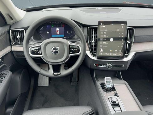 New 2026 Volvo XC90 B5 Ultra w/ Protection Package AWD/4WD image 28