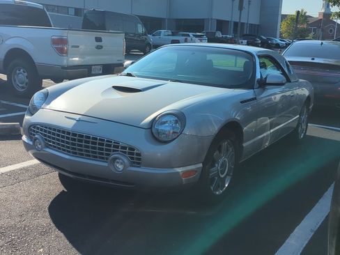 Used 2004 Ford Thunderbird RWD image 1