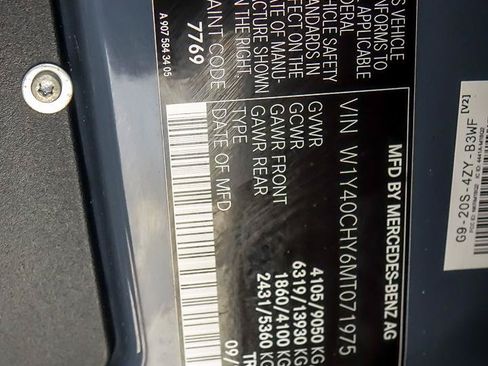 Used 2021 Mercedes-Benz Sprinter 2500 image 21