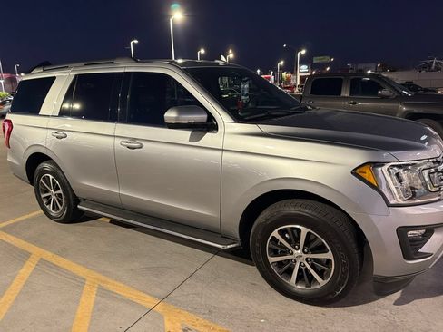 Used 2021 Ford Expedition XLT AWD/4WD image 10