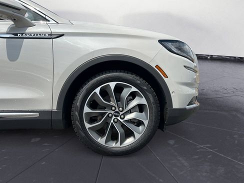 Certified 2022 Lincoln Nautilus Reserve w/ Equipment Group 201A AWD/4WD image 14
