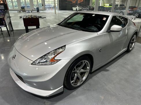 Used 2010 Nissan 370Z NISMO RWD image 1