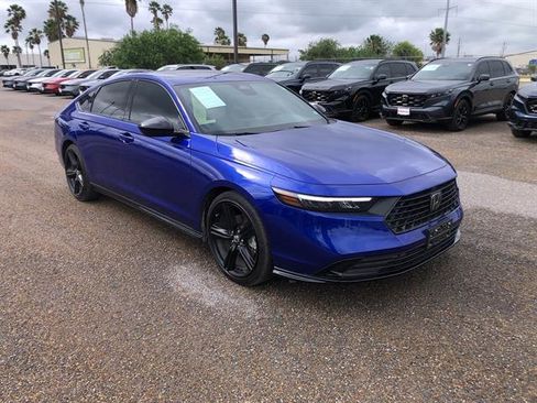 Used 2025 Honda Accord Sport image 1