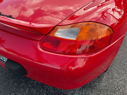 Used 1998 Porsche Boxster image 24