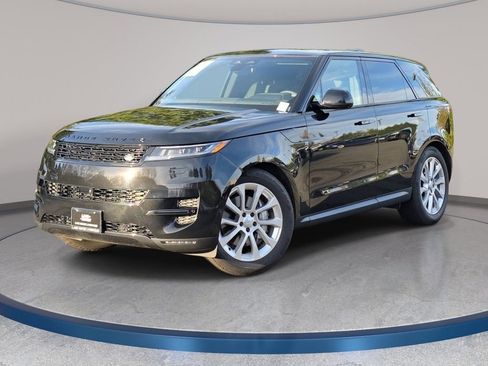 Used 2025 Land Rover Range Rover Sport SE image 1