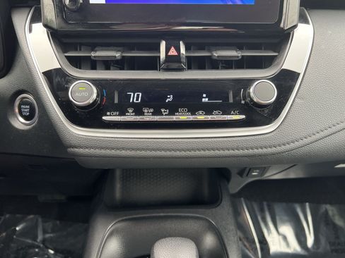 Used 2023 Toyota Corolla SE FWD image 19