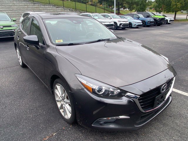 Used 2017 MAZDA MAZDA3 Grand Touring FWD image 8
