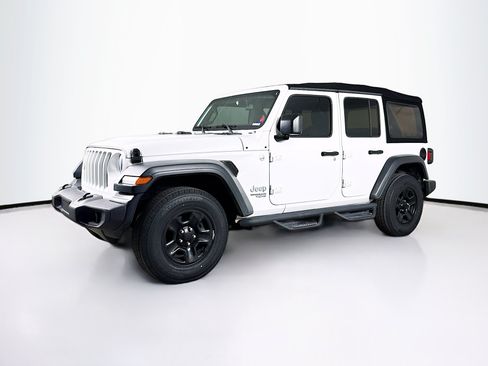 Used 2018 Jeep Wrangler Unlimited Sport S AWD/4WD image 4