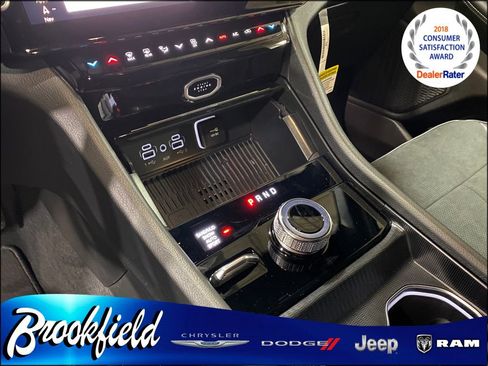 New 2026 Jeep Grand Cherokee Altitude AWD/4WD image 26