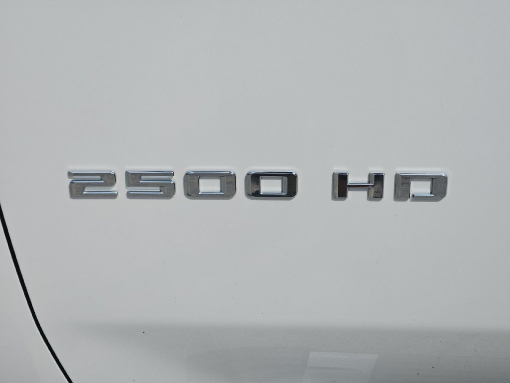 Used 2023 Chevrolet Silverado 2500 High Country w/ Technology Package AWD/4WD image 25