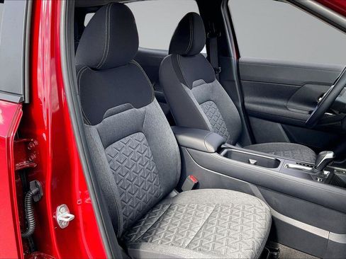 New 2026 Nissan Kicks SV FWD image 9