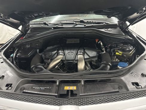 Certified 2016 Mercedes-Benz GL 550 4MATIC image 12