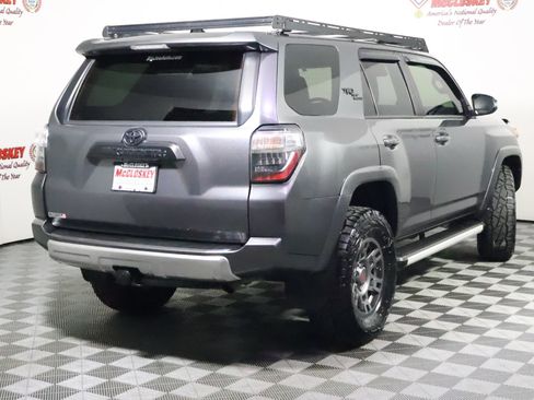 Used 2020 Toyota 4Runner TRD Off-Road Premium w/ Moonroof Package AWD/4WD image 5