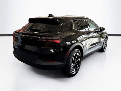 New 2026 Chevrolet Equinox EV LT image 6