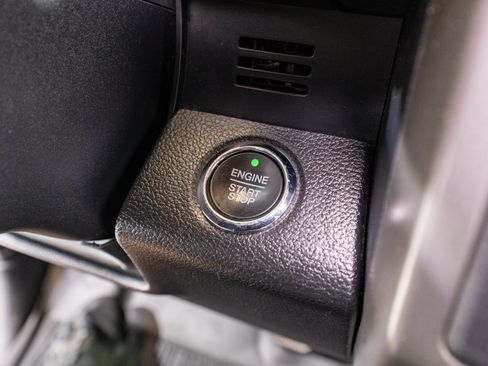 Used 2019 Ford Expedition Max XLT w/ Equipment Group 202A RWD image 27
