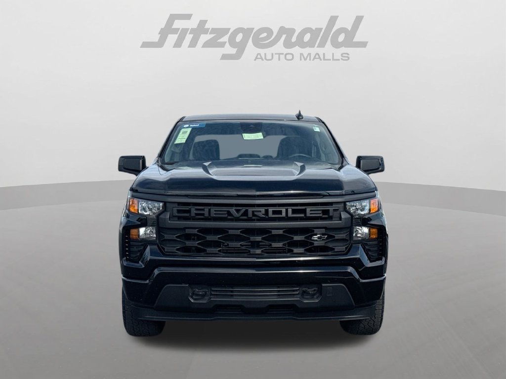 Used 2023 Chevrolet Silverado 1500 Custom AWD/4WD image 3