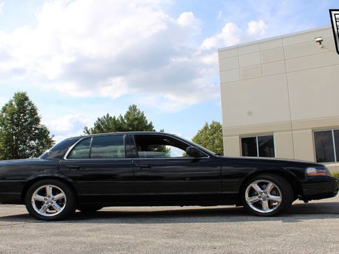 Used 2004 Mercury Marauder image 4