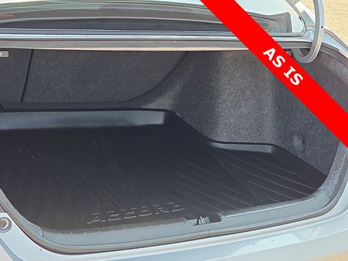 Used 2018 Honda Accord Sport image 9