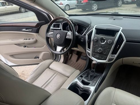 Used 2011 Cadillac SRX Luxury FWD image 30