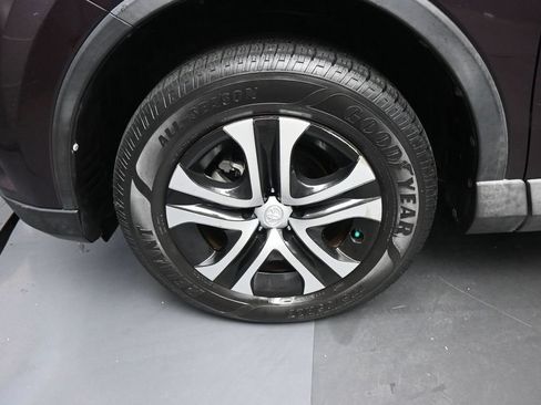 Used 2016 Toyota RAV4 LE FWD image 22