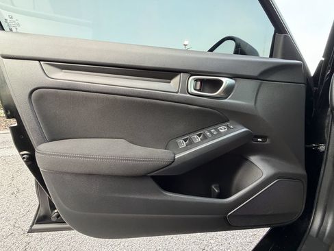 Used 2023 Honda Civic Sport image 22