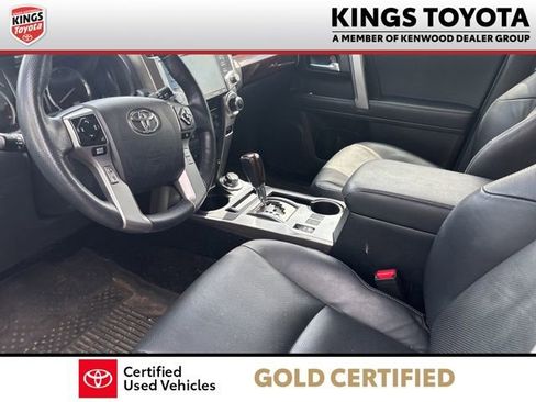 Used 2024 Toyota 4Runner Limited AWD/4WD image 11