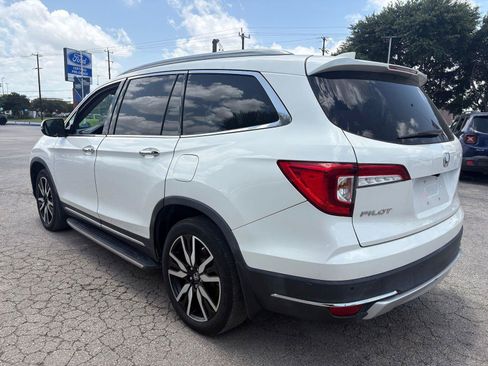 Used 2019 Honda Pilot Touring image 5