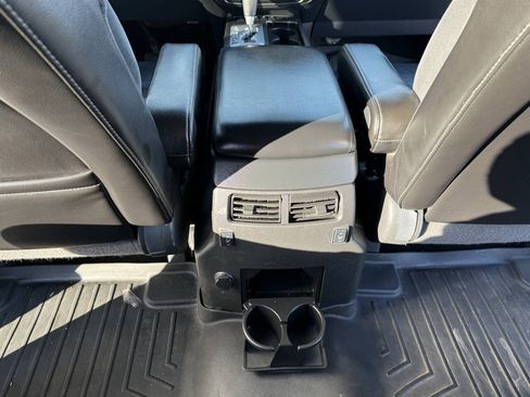 Used 2015 Nissan Armada Platinum w/ 2nd Row Captain Seat Package AWD/4WD image 20