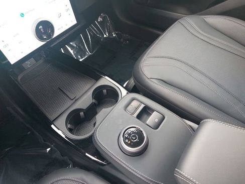 Certified 2024 Ford Mustang Mach-E Premium AWD/4WD image 24