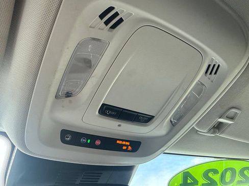 Used 2024 Buick Envision Preferred AWD/4WD image 21