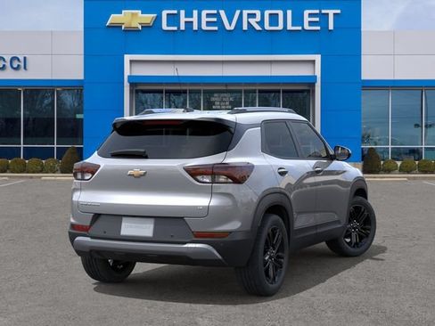 New 2026 Chevrolet TrailBlazer LT w/ Midnight Edition FWD image 4