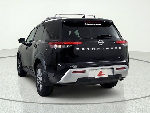 Used 2025 Nissan Pathfinder SL FWD image 5