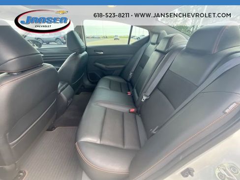 Used 2019 Nissan Altima 2.5 SR w/ SR Premium Package FWD image 25
